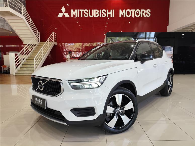 Volvo-XC40-2.0 T5 Momentum AWD Geartronic