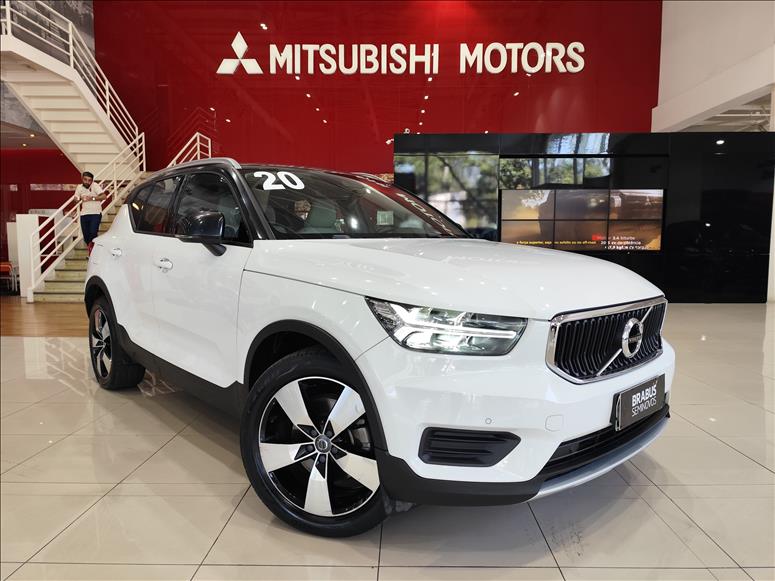 Volvo-XC40-2.0 T5 Momentum AWD Geartronic