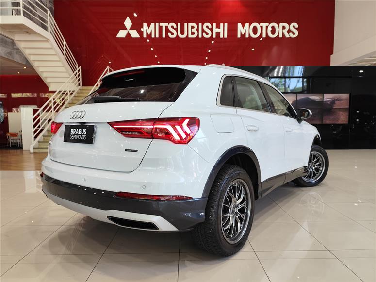 Audi-Q3-2.0 40 TFSI Performance Quattro