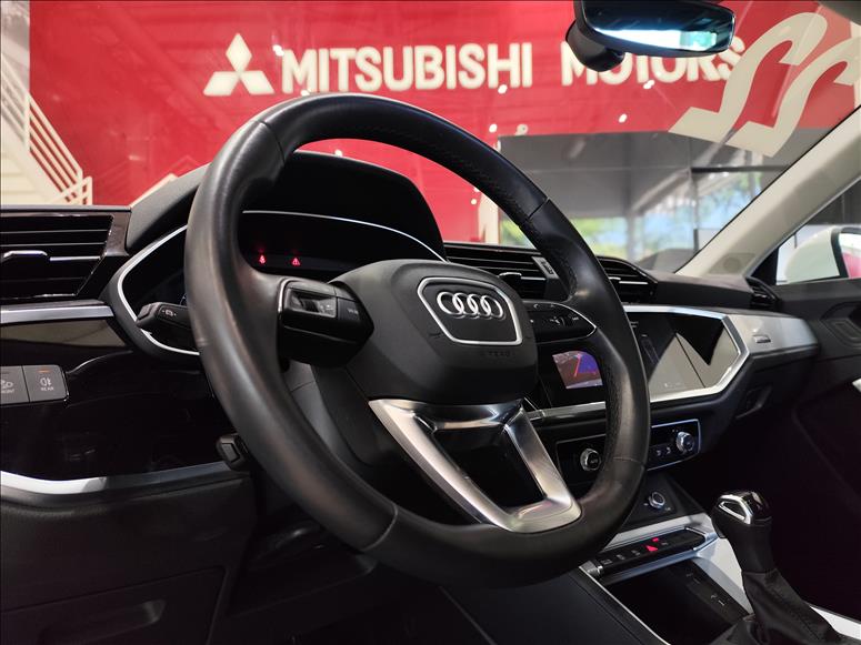 Audi-Q3-2.0 40 TFSI Performance Quattro