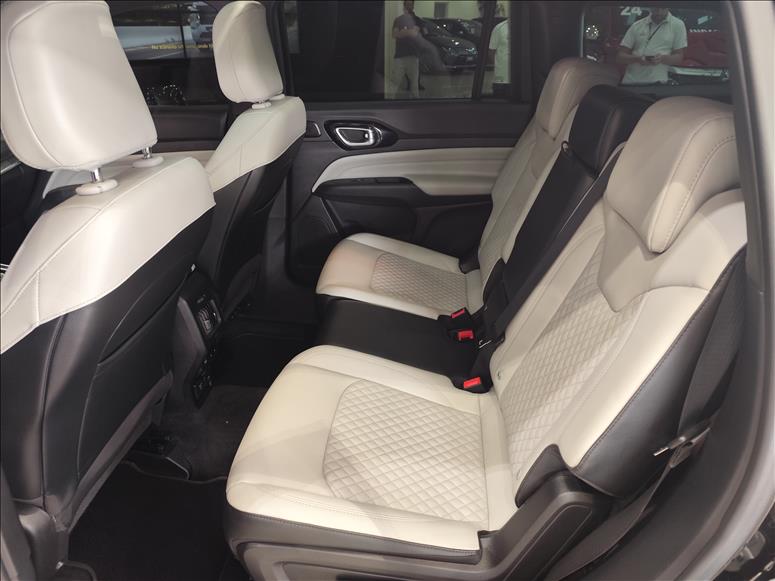 Jeep-COMMANDER-2.0 Td380 Turbo Overland