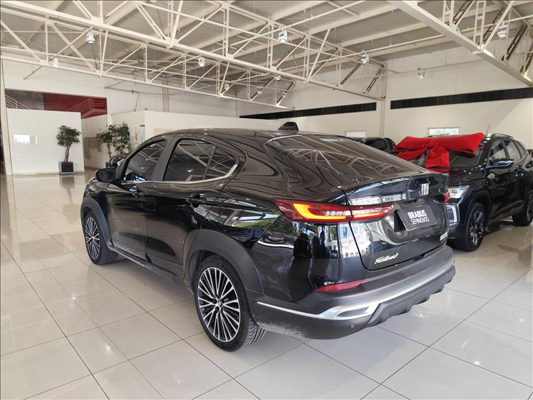 Fiat-FASTBACK-1.0 Turbo 200 Impetus