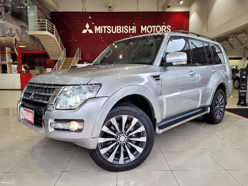 PAJERO FULL 3.2 HPE 4X4 16V Turbo Intercooler PAJERO FULL 3.2 HPE 4X4 16V Turbo Intercooler