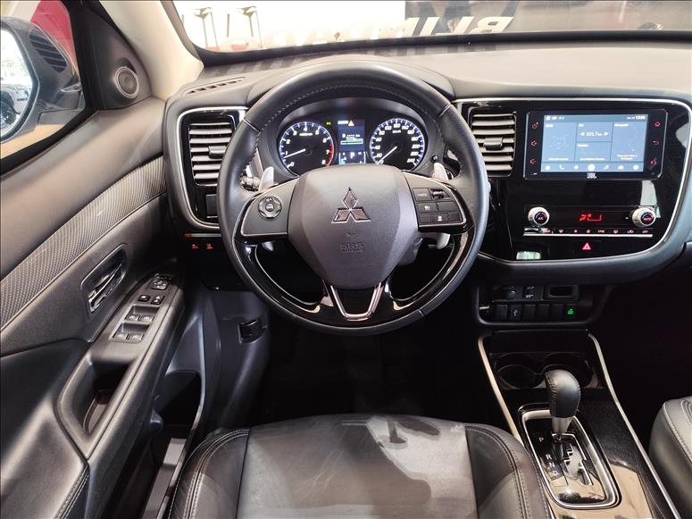 Mitsubishi-OUTLANDER-3.0 Mivec V6 Hpe-s AWD