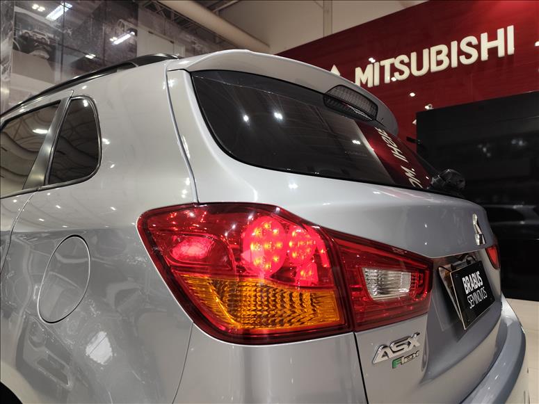Mitsubishi-ASX-2.0 4X2 16V