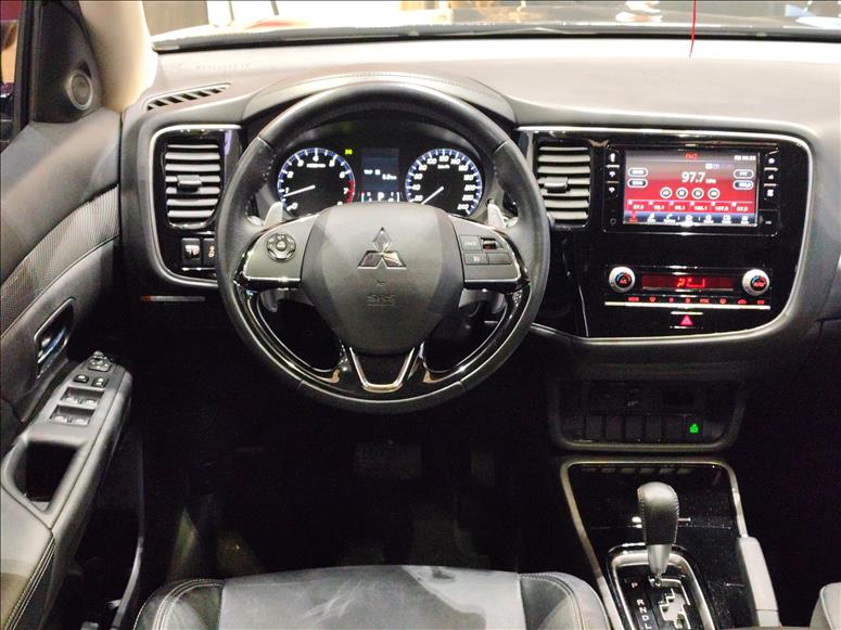 Mitsubishi-OUTLANDER-2.0 Mivec HPE