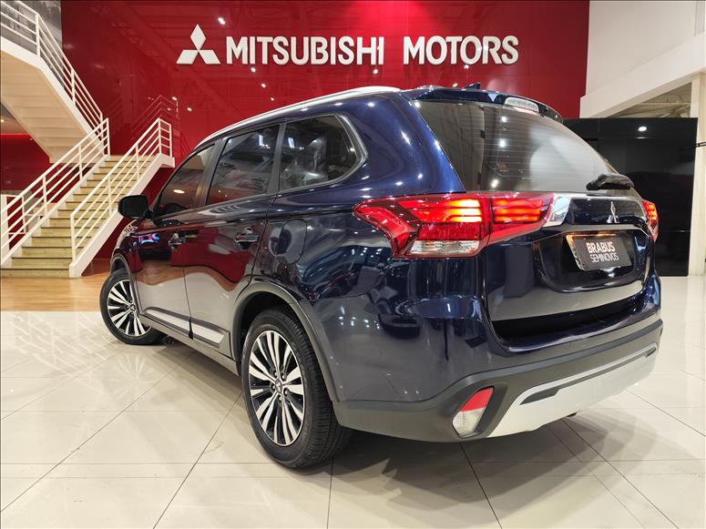 Mitsubishi-OUTLANDER-2.0 Mivec HPE