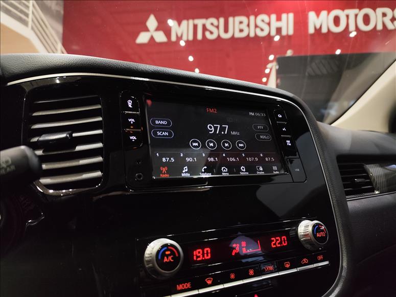 Mitsubishi-OUTLANDER-2.0 Mivec HPE