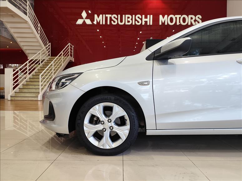 GM - Chevrolet-ONIX-1.0 Turbo Plus LTZ