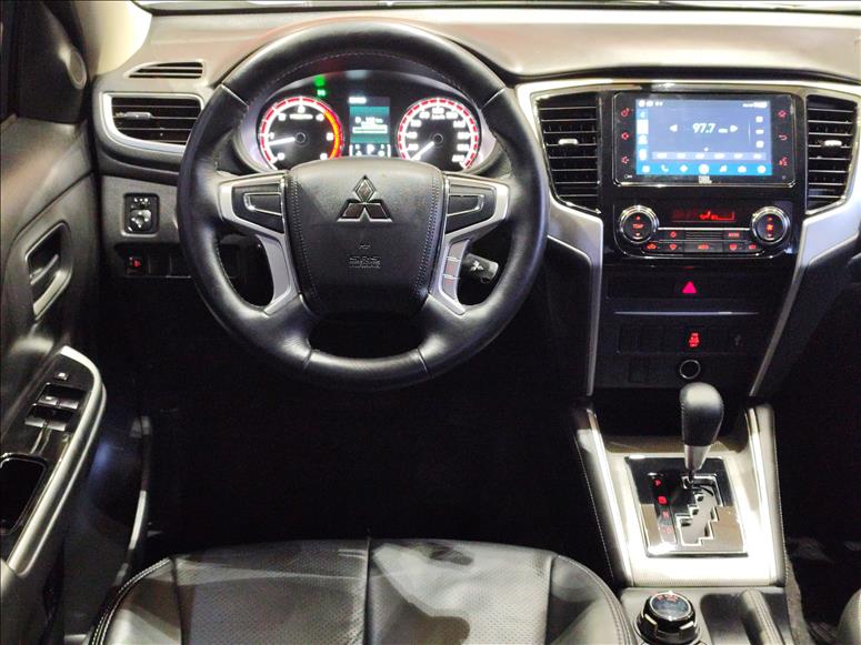 Mitsubishi-L200 TRITON-2.4 16V Turbo Sport GLS CD 4X4