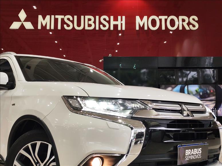 Mitsubishi-OUTLANDER-3.0 GT 4X4 V6 24V
