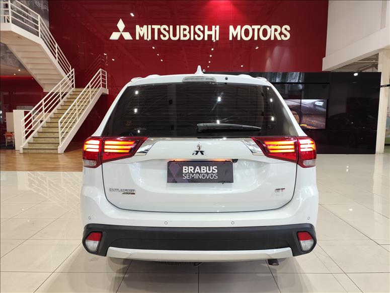 Mitsubishi-OUTLANDER-3.0 GT 4X4 V6 24V