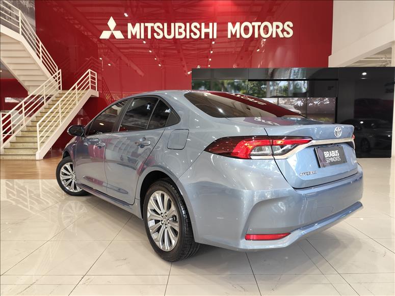 Toyota-COROLLA-2.0 Vvt-ie XEI