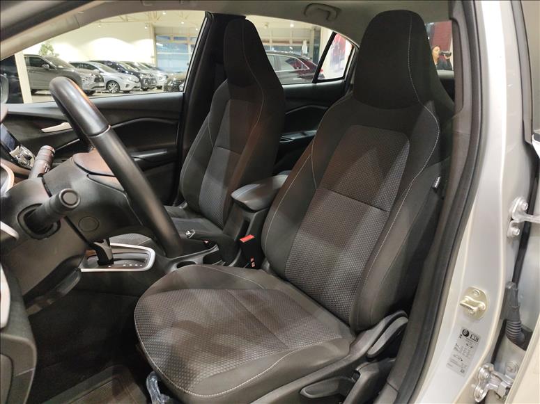 GM - Chevrolet-ONIX-1.0 Turbo Plus LTZ