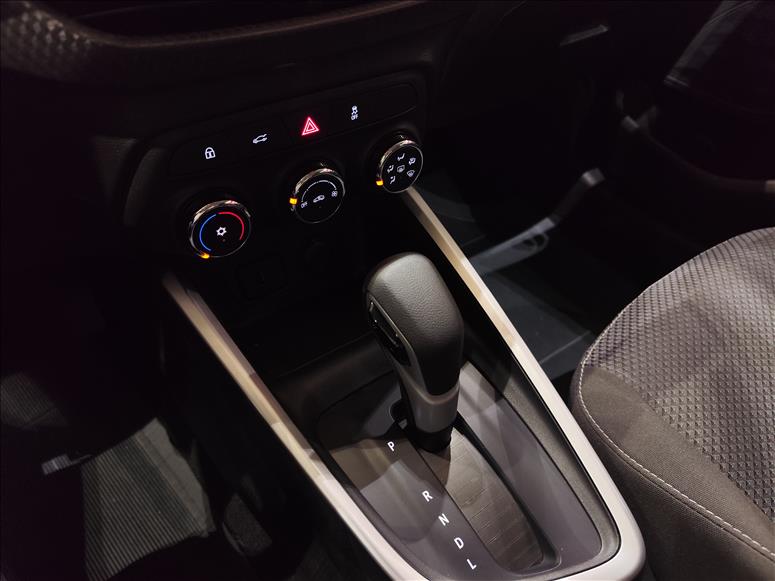 GM - Chevrolet-ONIX-1.0 Turbo Plus LTZ