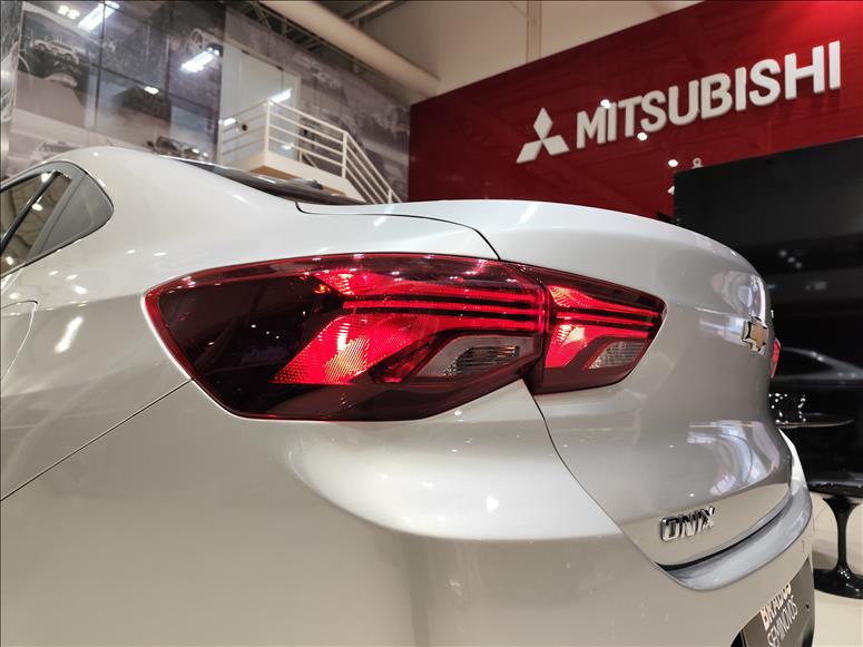 GM - Chevrolet-ONIX-1.0 Turbo Plus LTZ