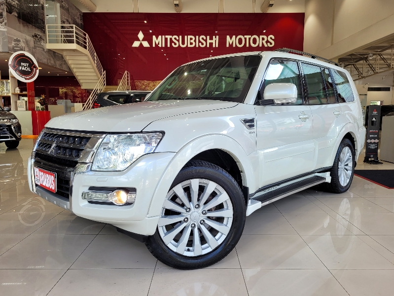 PAJERO FULL 3.2 HPE 4X4 16V Turbo Intercooler PAJERO FULL 3.2 HPE 4X4 16V Turbo Intercooler