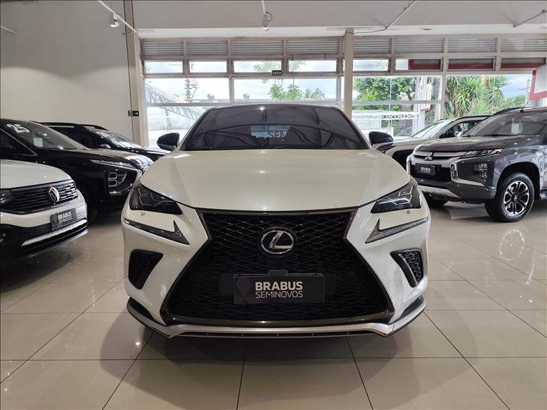 Lexus-NX 300-2.0 16V VVT-I Turbo F-sport 6a/t AWD