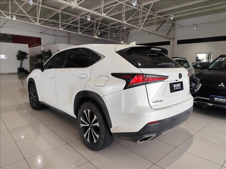 Lexus-NX 300-2.0 16V VVT-I Turbo F-sport 6a/t AWD