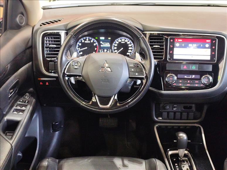 Mitsubishi-OUTLANDER-3.0 GT 4X4 V6 24V