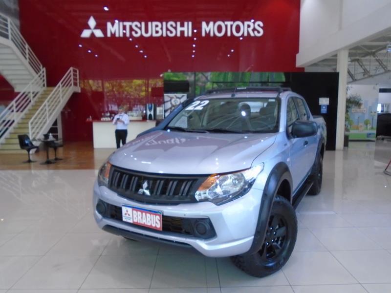 L200 TRITON 2.4 16V Turbo Outdoor GLX CD 4X4 L200 TRITON 2.4 16V Turbo Outdoor GLX CD 4X4
