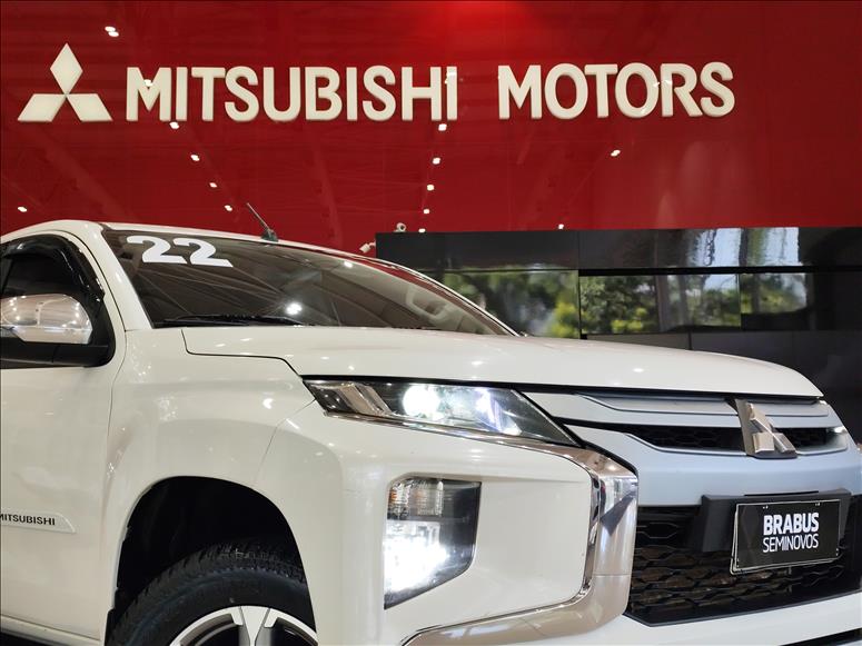 Mitsubishi-L200 TRITON-2.4 16V Turbo Sport HPE CD 4X4