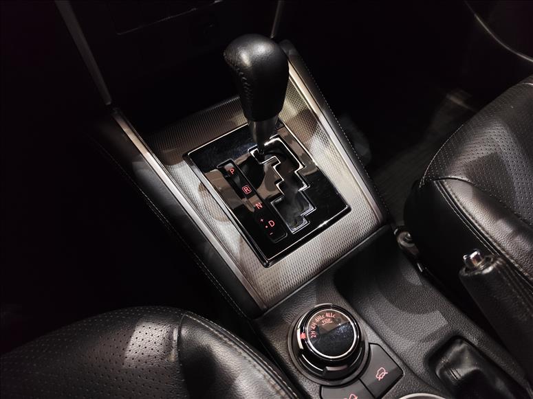 Mitsubishi-L200 TRITON-2.4 16V Turbo Sport HPE CD 4X4