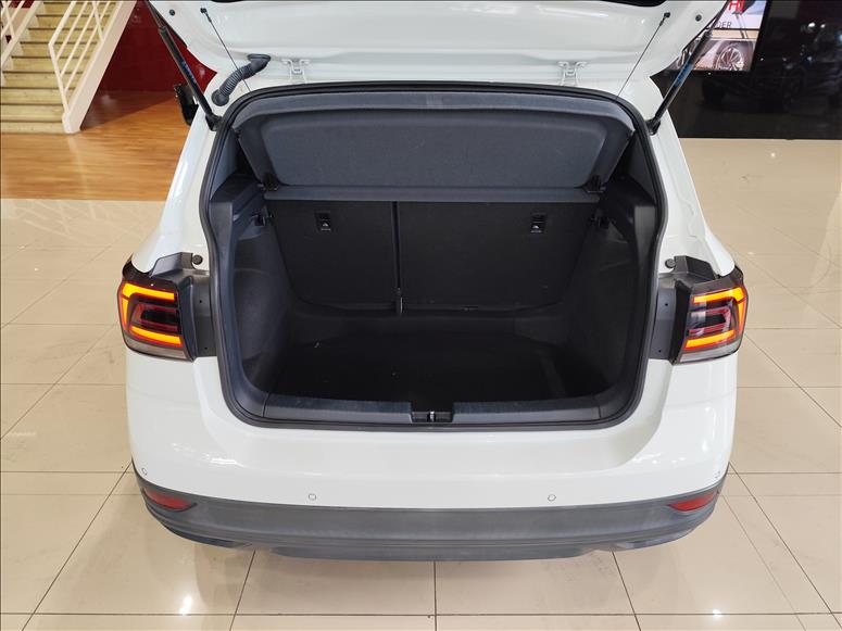 VW - Volkswagen-T-CROSS-1.0 200 TSI