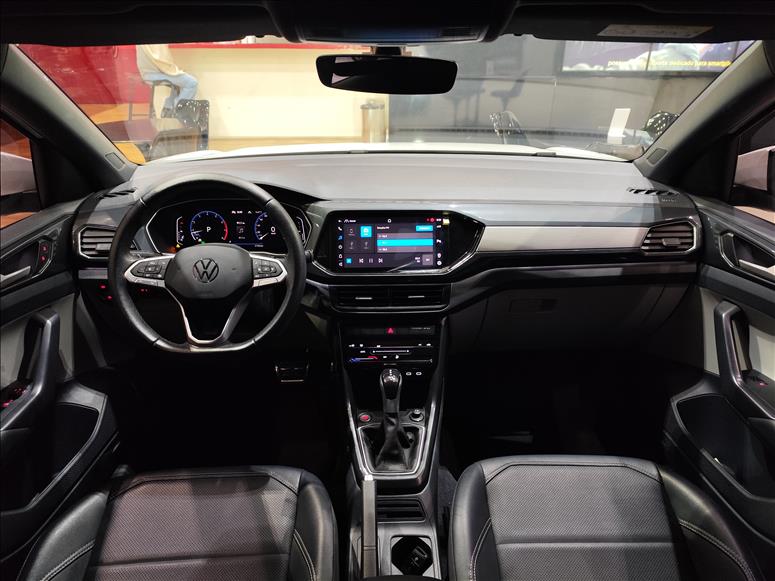 Volkswagen-T-CROSS-1.4 250 TSI Highline