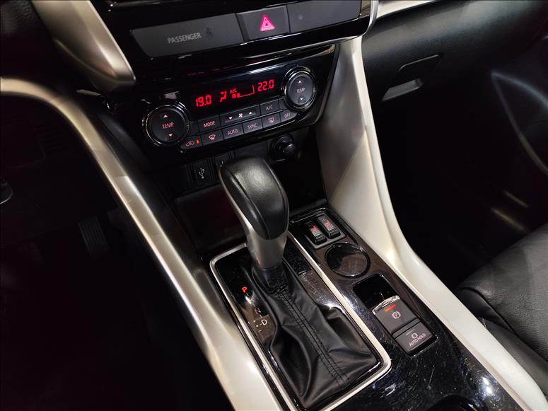 Mitsubishi-ECLIPSE CROSS-1.5 Mivec Turbo HPE