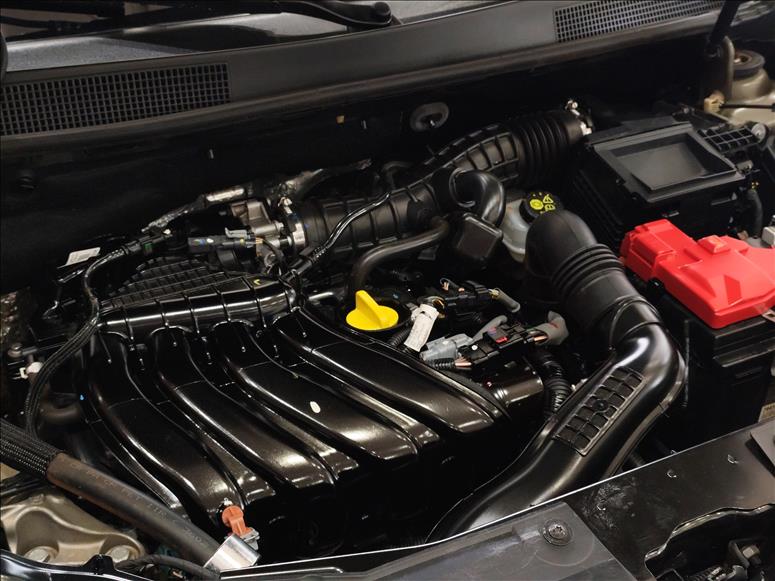 Renault-DUSTER-1.6 16V SCE Intense