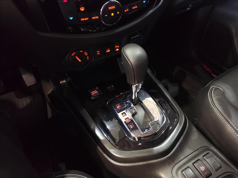 Nissan-FRONTIER-2.3 16V Turbo Pro4x CD 4X4