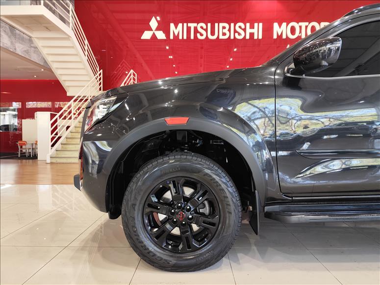 Nissan-FRONTIER-2.3 16V Turbo Pro4x CD 4X4