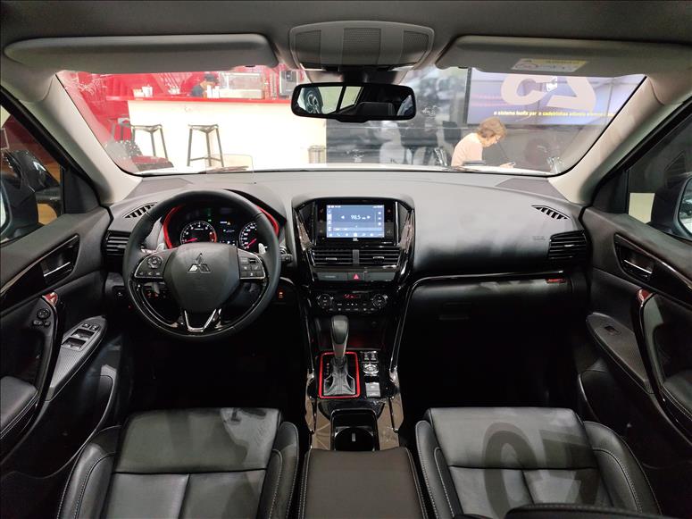 Mitsubishi-ECLIPSE CROSS-1.5 Mivec Turbo Hpe-s S-awc Sport
