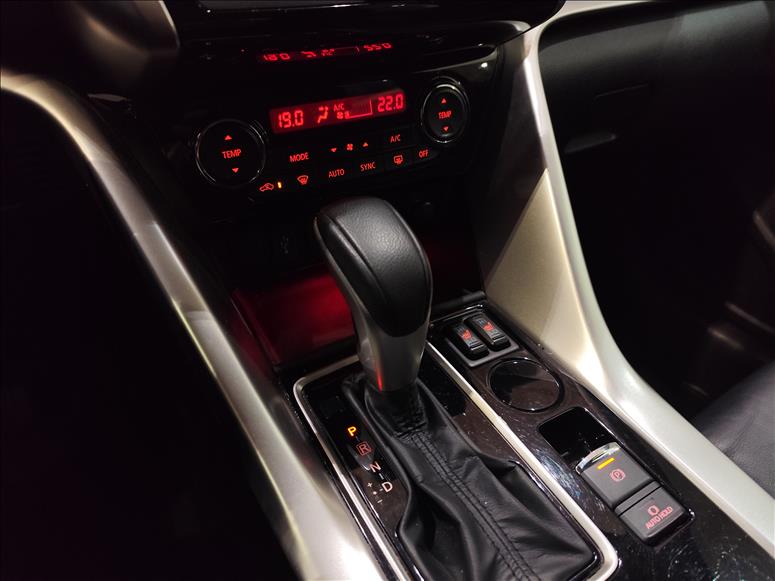 Mitsubishi-ECLIPSE CROSS-1.5 Mivec Turbo HPE