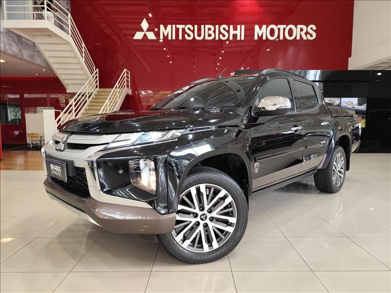Mitsubishi-L200 TRITON-2.4 16V Turbo Sport Hpe-s Terra CD 4X4