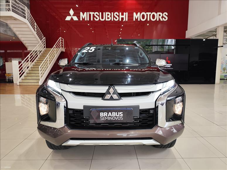 Mitsubishi-L200 TRITON-2.4 16V Turbo Sport Hpe-s Terra CD 4X4