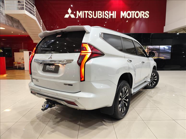 Mitsubishi-PAJERO SPORT-2.4 16V Mivec Turbo HPE AWD