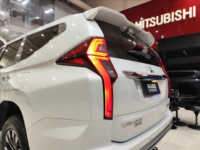 Mitsubishi-PAJERO SPORT-2.4 16V Mivec Turbo HPE AWD