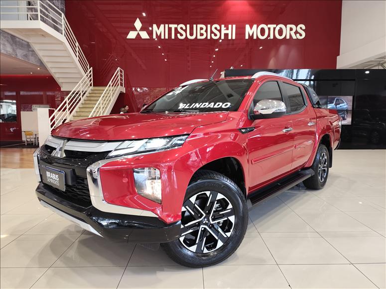 Mitsubishi-L200 TRITON-2.4 16V Turbo Sport Hpe-s CD 4X4