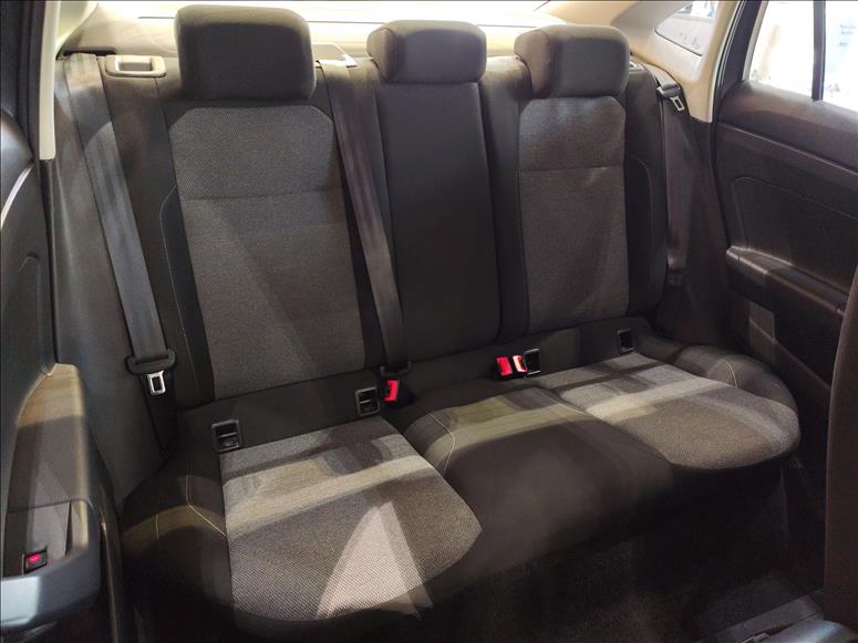 VW - Volkswagen-VIRTUS-1.0 170 TSI