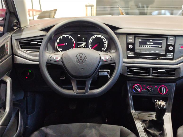 VW - Volkswagen-POLO-1.0 MPI Track