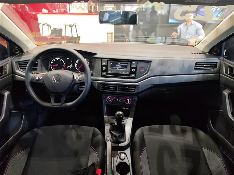 VW - Volkswagen-POLO-1.0 MPI Track