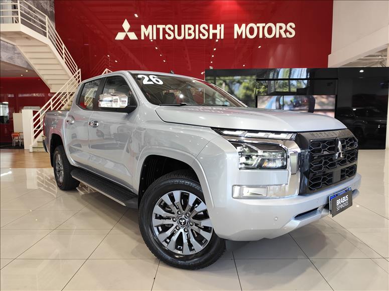 Mitsubishi-TRITON-2.4 Biturbo CD Hpe-s 4X4