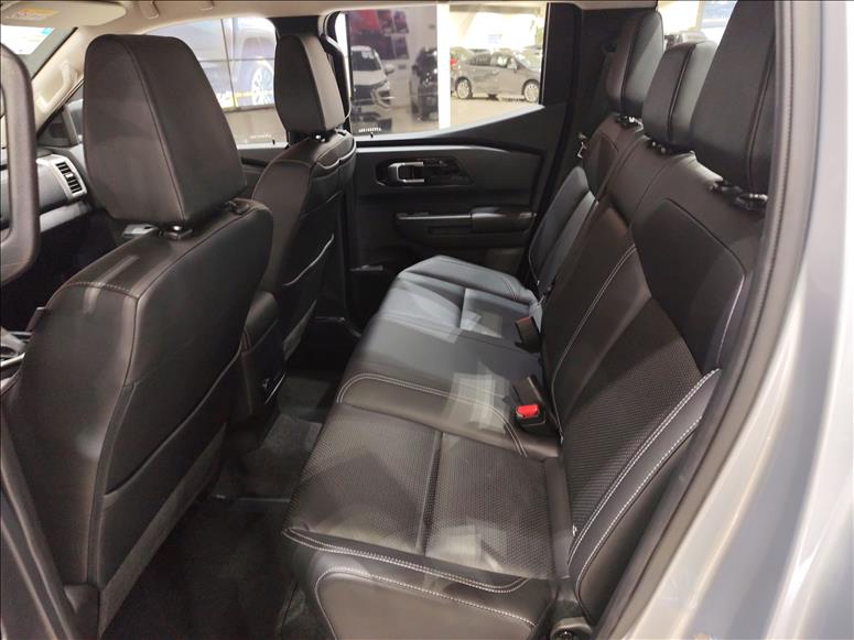 Mitsubishi-TRITON-2.4 Biturbo CD Hpe-s 4X4