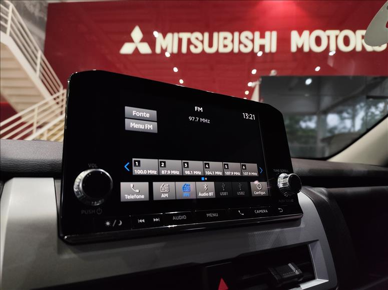 Mitsubishi-TRITON-2.4 Biturbo CD GLS 4X4