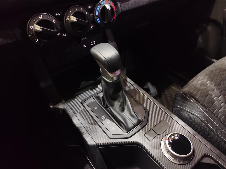 Mitsubishi-TRITON-2.4 Biturbo CD GLS 4X4
