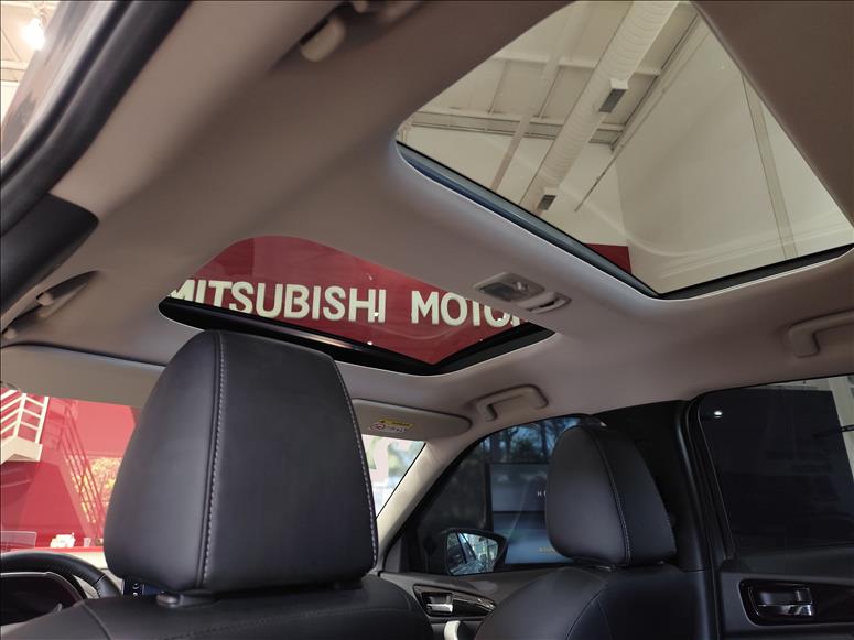 Mitsubishi-ECLIPSE CROSS-1.5 Mivec Turbo Hpe-s