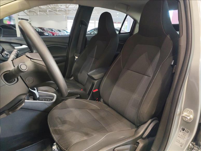 GM - Chevrolet-ONIX-1.0 Turbo Plus LT