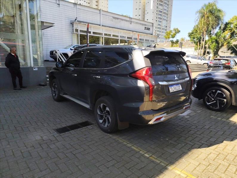 Mitsubishi-PAJERO SPORT-2.4 16V Mivec Turbo Hpe-s AWD